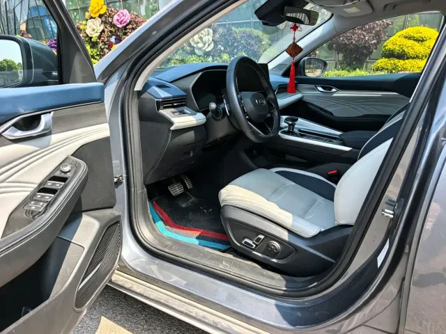 Geely Xingrui — Фото автомобиля 4