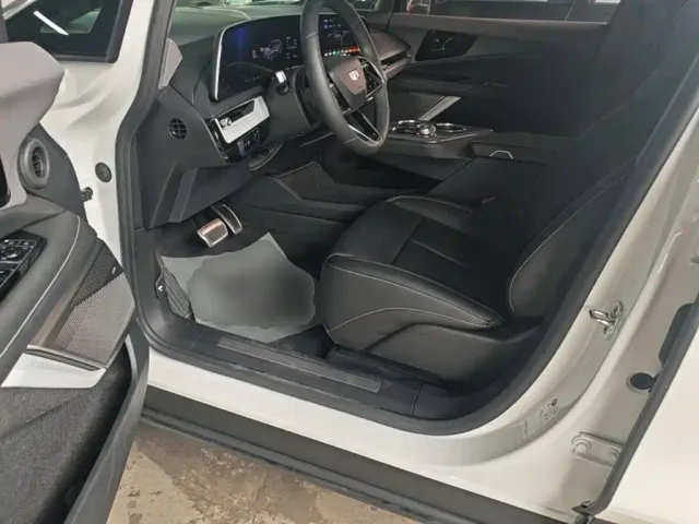 Cadillac IQ Ao Ge 2024 Standard Range — Фото автомобиля 15