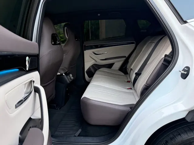 BYD Song PLUS — Фото автомобиля 19