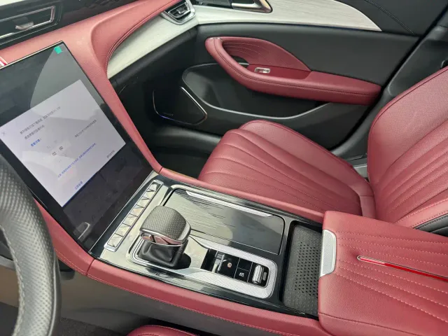 Hongqi Hongqi H5 2025 2.0T Automatic Mystic Shadow — Фото автомобиля 9