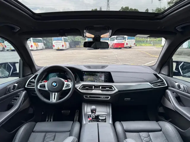 BMW X5 M — Фото автомобиля 12