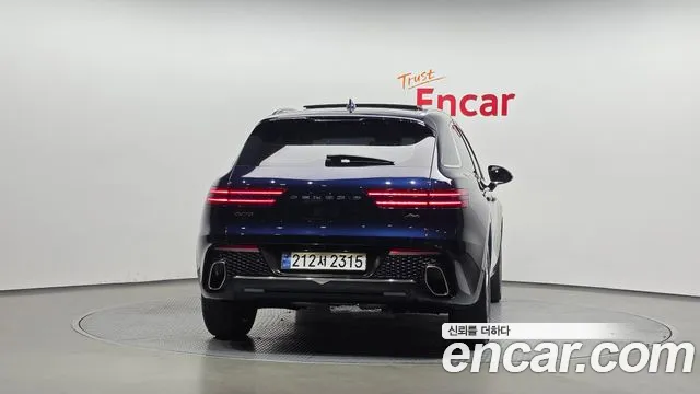 Genesis GV70 — Фото автомобиля 4