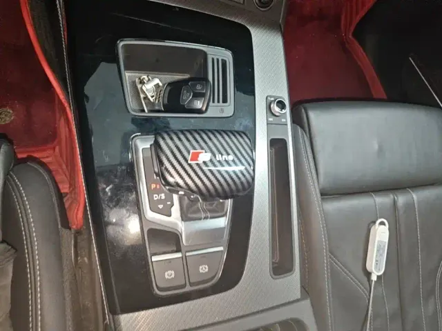 Audi Q5L — Фото автомобиля 13