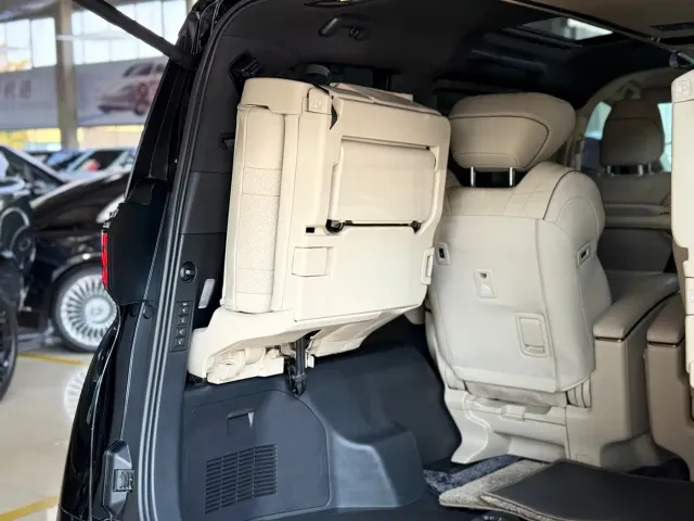 Toyota Alphard — Фото автомобиля 22