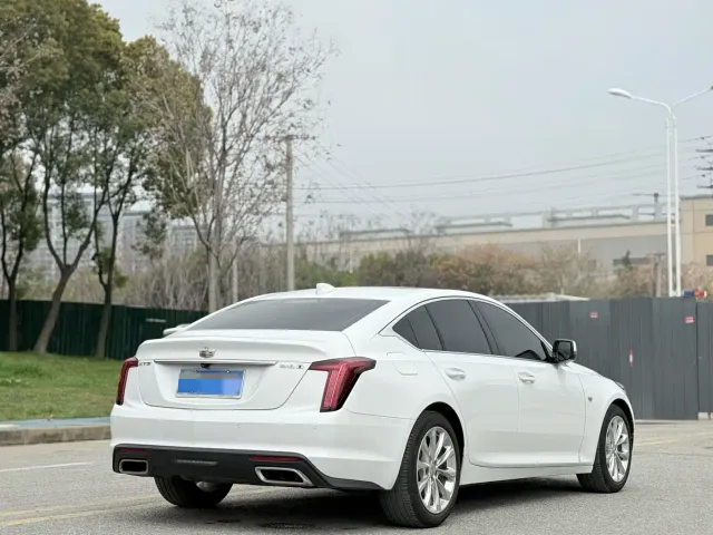 Cadillac CT5 — Фото автомобиля 4