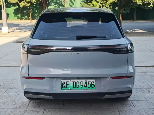 Geely Galaxy E5 — Фото автомобиля 8
