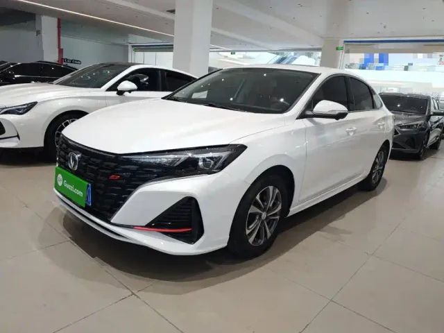 Фотография автомобиля — Changan Eado