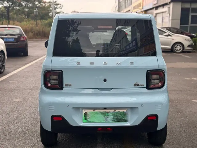 Geely Panda — Фото автомобиля 8
