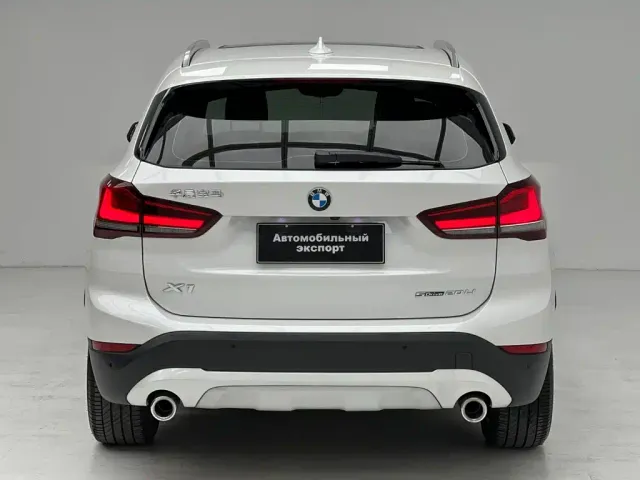 BMW X1 — Фото автомобиля 14