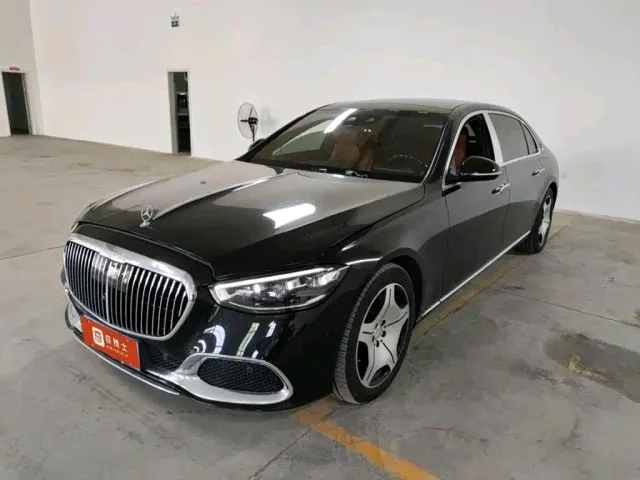 Фотография автомобиля — Mercedes-Benz Maybach S-Class
