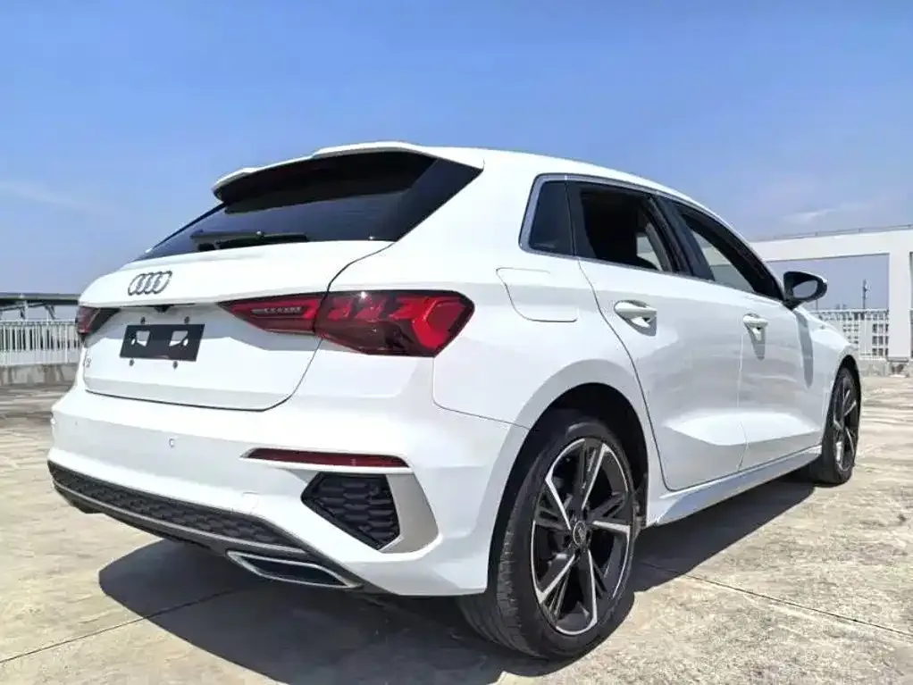 Audi Audi A3 2023 Sportback 35 TFSI Fashion Sport — Фото автомобиля 6