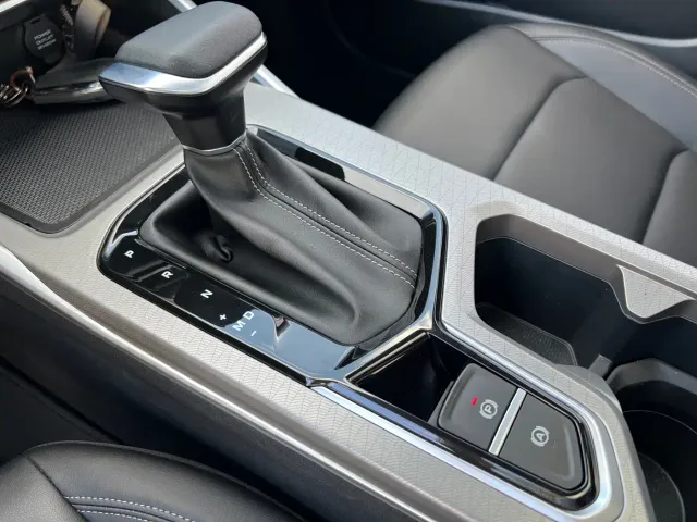 Geely Emgrand — Фото автомобиля 9