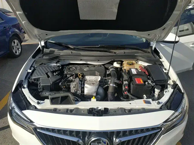 Buick Excelle — Фото автомобиля 9