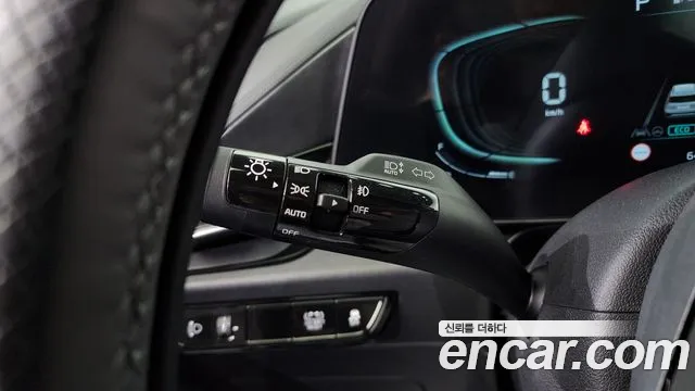 Kia Niro The All New Niro Signature — Фото автомобиля 15