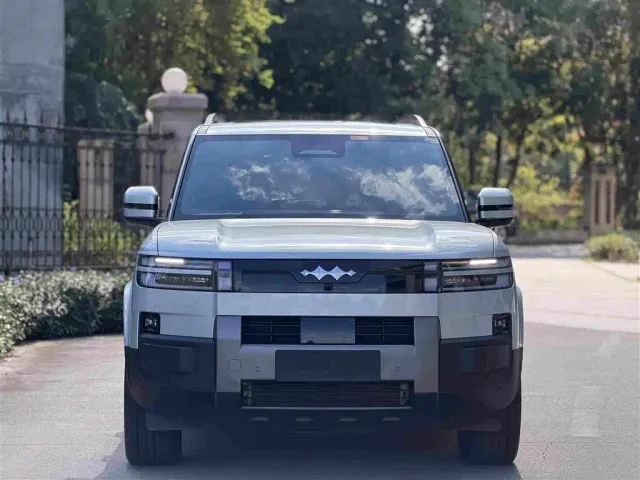 BYD FangChengBao Titanium 7 — Фото автомобиля 2