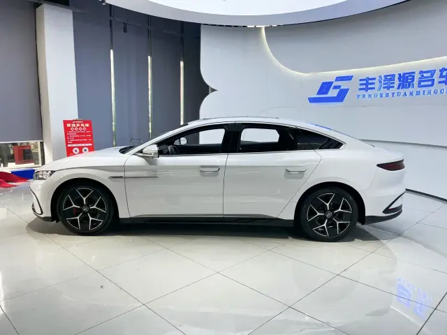 BYD Han — Фото автомобиля 3