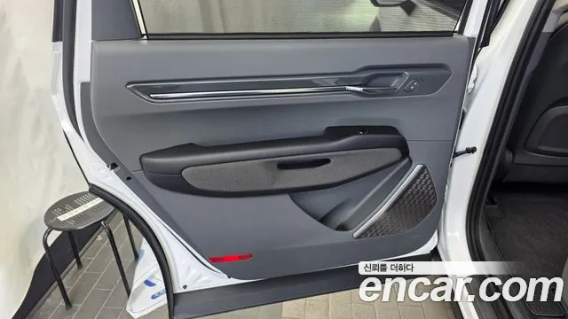 Kia EV9 — Фото автомобиля 25