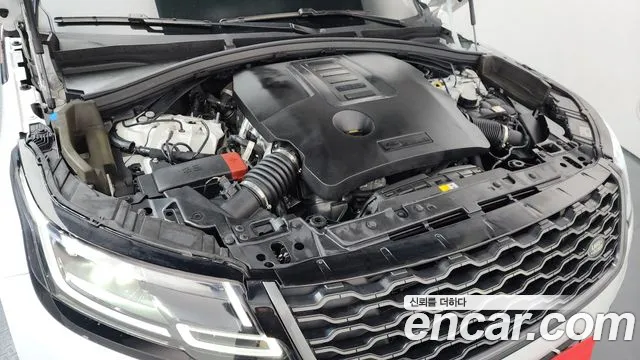 Land Rover Range Rover Velar Range Rover Velar 3.0 P400 R-Dynamic HSE — Фото автомобиля 6
