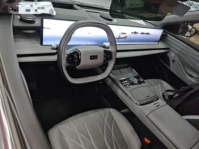 Geely Galaxy E8 — Фото автомобиля 9
