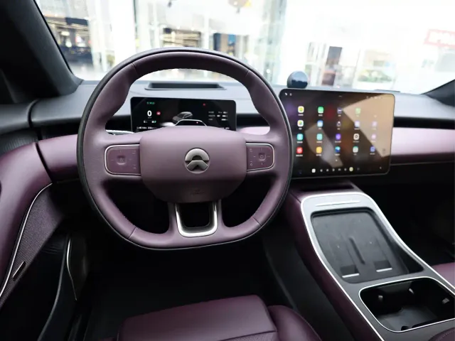 Nio ET5 Touring — Фото автомобиля 15