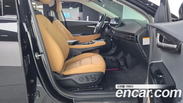 Kia EV6 — Фото автомобиля 10