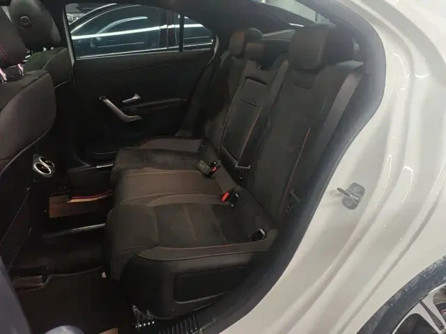 Mercedes-Benz A-Class — Фото автомобиля 16