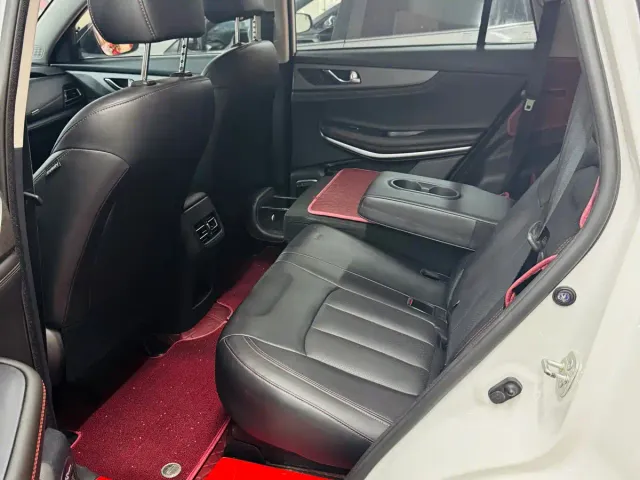 Changan CS75 — Фото автомобиля 8