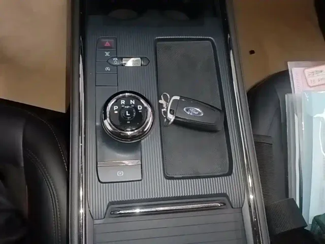 Ford Mondeo — Фото автомобиля 9