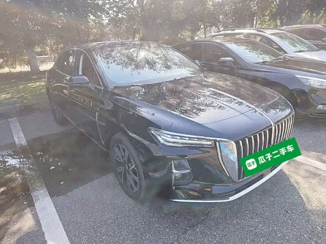 Hongqi H5 PHEV — Фото автомобиля 3