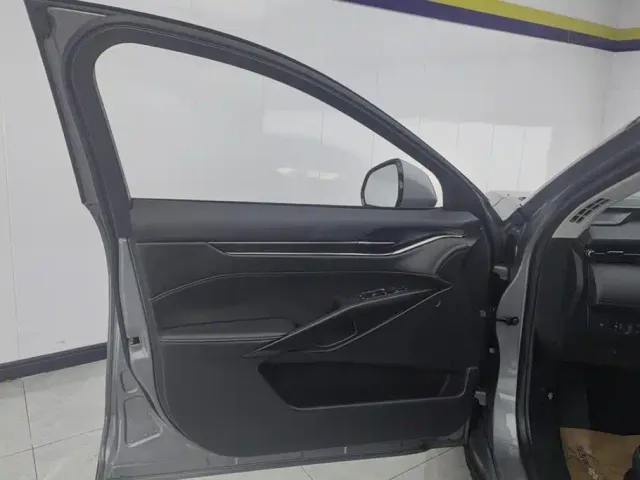 Ford Mondeo — Фото автомобиля 7