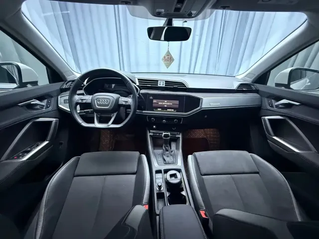 Audi Audi Q3 2023 35 TFSI Fashion Dynamic (1.4T) — Фото автомобиля 13