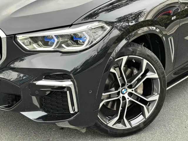 BMW X5 — Фото автомобиля 5