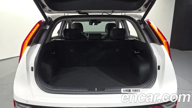 Kia Niro The All New Niro Signature — Фото автомобиля 16