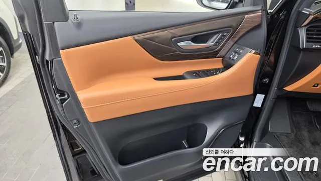 Toyota Alphard — Фото автомобиля 21