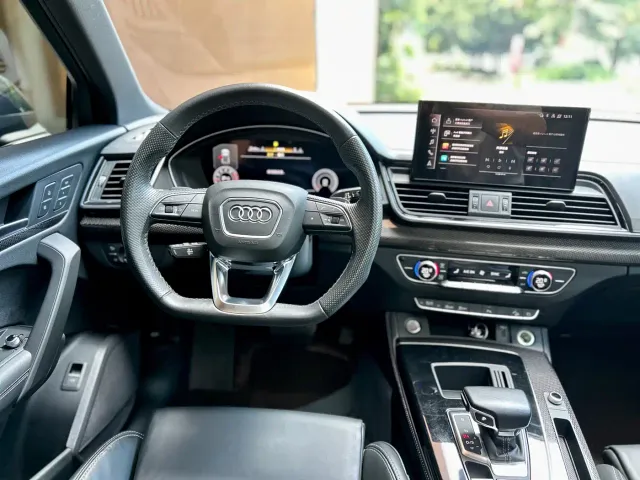 Audi Q5L Sportback — Фото автомобиля 9