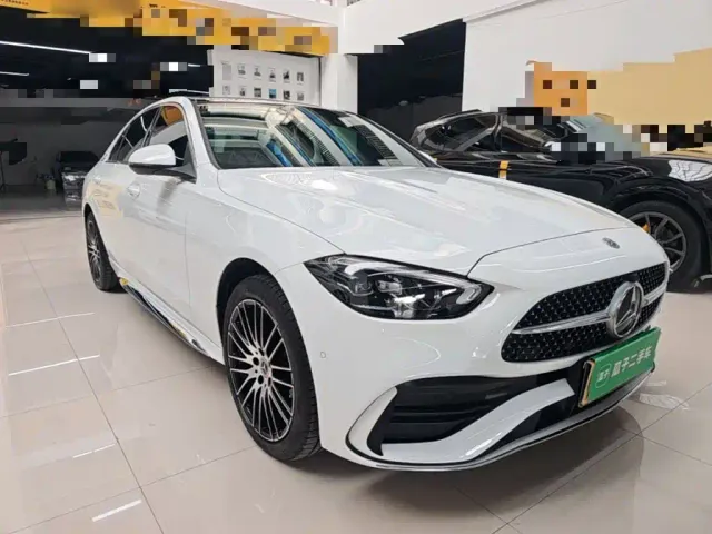 Mercedes-Benz C-Class — Фото автомобиля 3