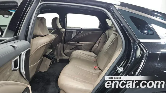 Kia K8 Hybrid — Фото автомобиля 18