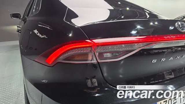 Hyundai Grandeur Новый Grandeur IG — Фото автомобиля 23