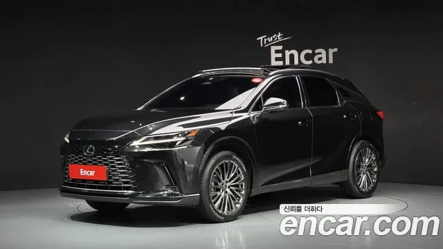 Фотография автомобиля — Lexus RX