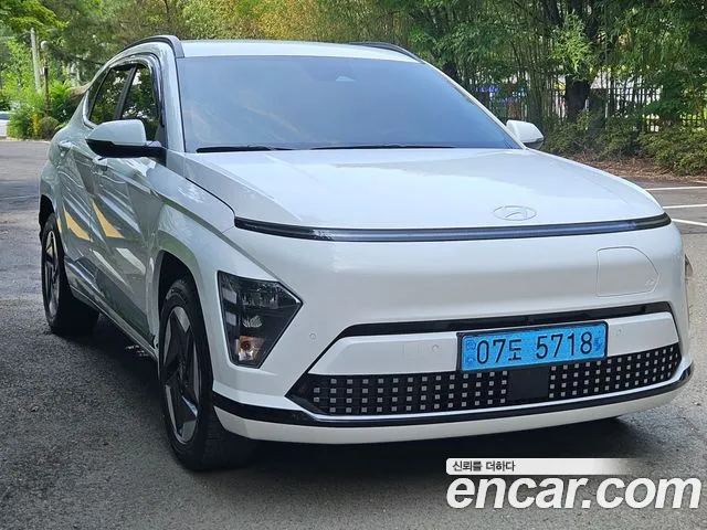 Hyundai Kona — Фото автомобиля 2