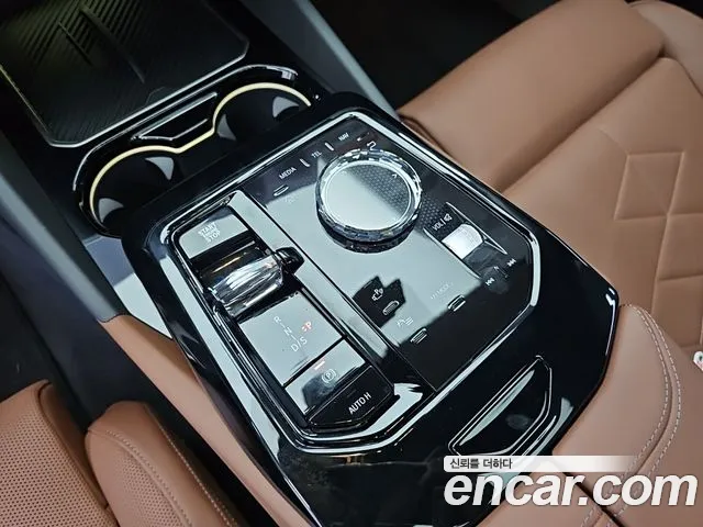BMW 5-Series 5 серия (G60) — Фото автомобиля 8