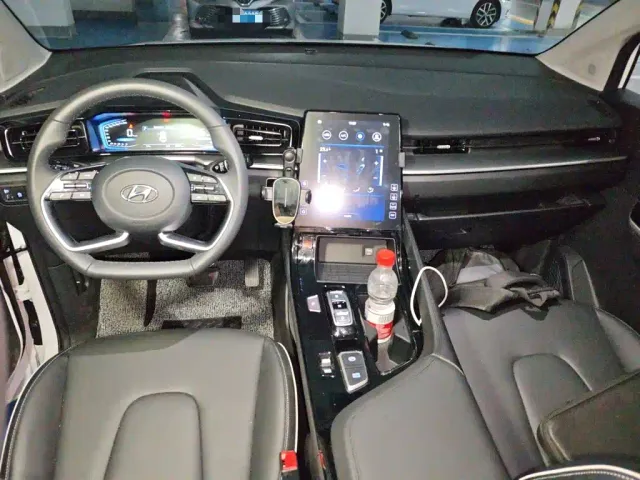 Hyundai Custo — Фото автомобиля 5