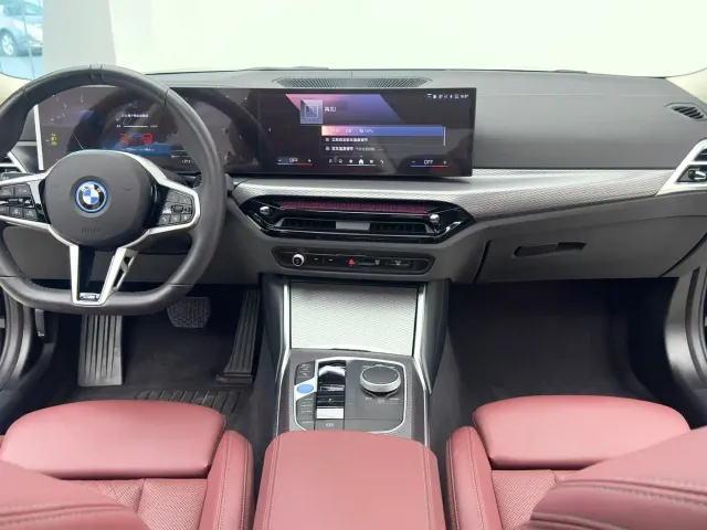 BMW i3 — Фото автомобиля 21
