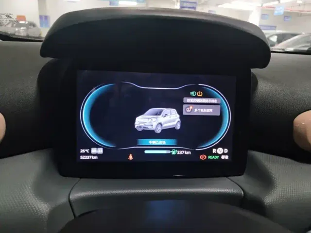 Leapmotor T03 — Фото автомобиля 11