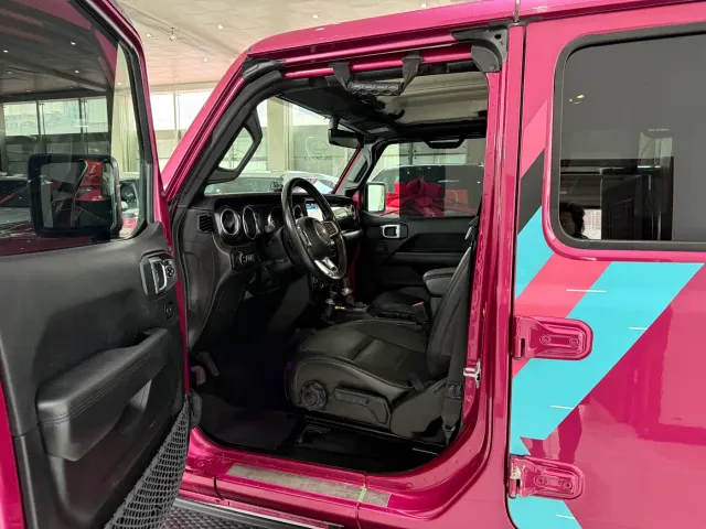 Jeep Wrangler — Фото автомобиля 6