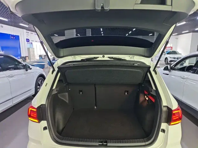 Volkswagen Tharu — Фото автомобиля 18