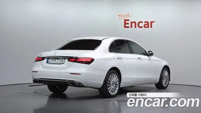 Mercedes-Benz E-Class W213 — Фото автомобиля 2