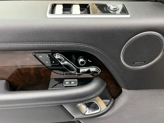 Land Rover Range Rover — Фото автомобиля 18
