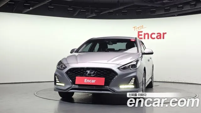 Hyundai Sonata — Фото автомобиля 3
