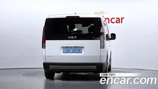 Kia PV5 — Фото автомобиля 4